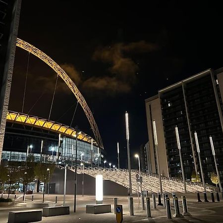 Beautiful Stay In Central Wembley Londra Esterno foto