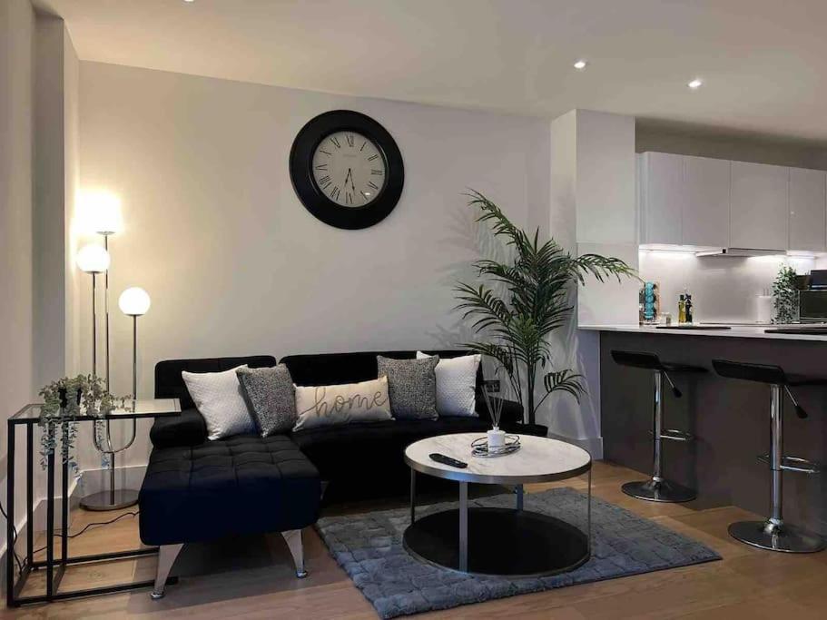 Beautiful Stay In Central Wembley Londra Esterno foto