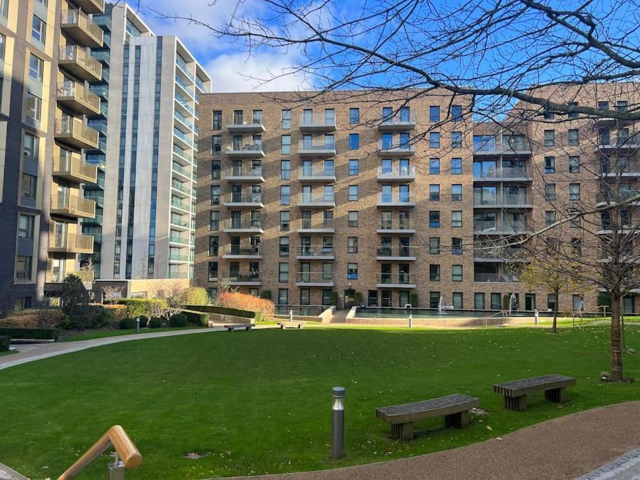 Beautiful Stay In Central Wembley Londra Esterno foto