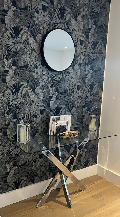 Beautiful Stay In Central Wembley Londra Esterno foto